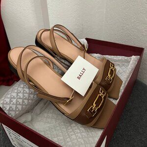 Bally Dossy Flat (Size 8)